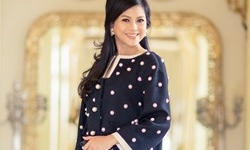 Nữ đại gia quyền lực đẹp hơn hoa hậu của 'ông vua' đồ hiệu