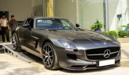 Cận cảnh siêu xe 14 tỷ của nhà chồng Hà Tăng