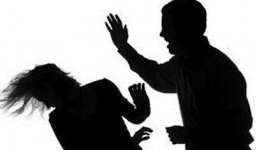 'Tiểu thư đài các' 30 năm sống dưới đòn roi của chồng