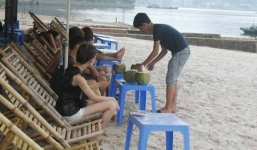 Thanh Hóa: Bán ca nước dừa 200 nghìn, bị phạt hơn 12 triệu