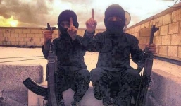 Trường học dạy khủng bố bạo lực gây phẫn nộ của quân ISIS