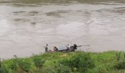 Thi thể thiếu nữ dạt vào bờ sông sau 2 ngày bỏ nhà đi