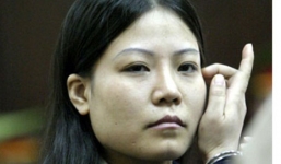 Đại gia khoe giàu, 'cháy nhà lộ ra mặt buôn hàng trắng”