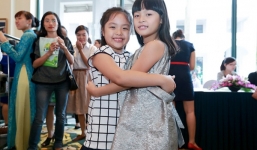 Con gái MC Phan Anh, Thúy Hạnh đọ vẻ đáng yêu