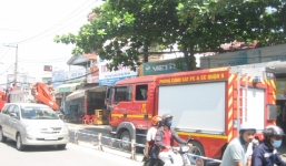 TP.HCM: Cháy gần trường mầm non, trẻ khóc thét vì hoảng sợ