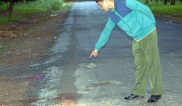 Sát hại người đàn ông đi chung xe với người yêu cũ