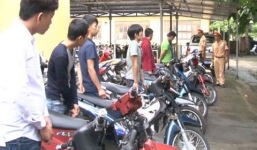 Nhóm quái xế lạng lách, khiêu khích công an làm náo loạn Cố đô Huế