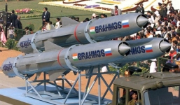 Phớt lờ TQ, Ấn Độ chính thức công khai việc bán tên lửa BrahMos cho Việt Nam