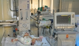 Vụ xe bồn cán chết sản phụ: Bé sơ sinh qua cơn nguy kịch và được miễn viện phí