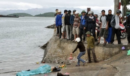 Phát hiện thi thể nữ giới trôi dạt trên biển