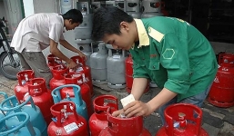 Giá gas giảm 40.000 đồng/bình 12kg từ hôm nay