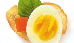 Bí quyết luộc trứng lòng đào có thể bạn chưa biết
