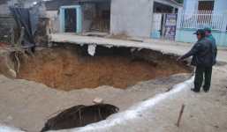 Xuất hiện thêm 'hố tử thần', nhà dân có dấu hiệu rạn nứt tại Thanh Hóa