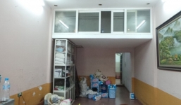 Đang say giấc, nữ chủ nhà nghỉ bị bóp cổ, cướp sạch tài sản