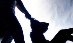 Hai mẹ con đang ngủ bị kẻ lạ mặt đột nhập siết cổ, tử vong