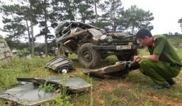 Vụ ô tô lao tự do xuống chân núi: Hai người bị thương qua con nguy kịch