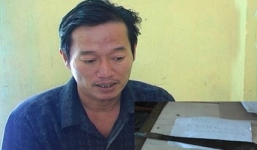 Gã đàn ông dùng dao truy sát hàng xóm rồi cố thủ trong nhà