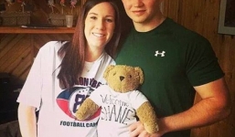 Cặp vợ chồng cho con đi du lịch trước khi cháu bé lên “thiên đường”