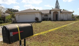 Phát hoảng khi thấy xác chết trong nhà mới mua