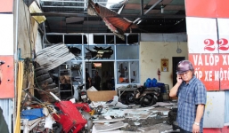 Xường sửa xe tan hoang sau vụ nổ bình hơi
