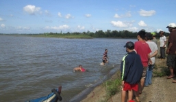 Một nữ sinh nhảy bị ngã xuống đập tử vong