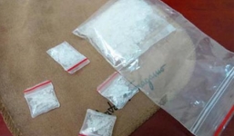 Một phụ nữ Việt nuốt 44 gói ma túy đá bị bắt giữ tại Thái Lan