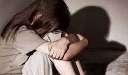 Gã trai nghi hãm hại bé gái 7 tuổi trong lúc say rượu