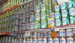 Bộ tài chính yêu cầu các DN sữa giảm chi phí quảng cáo, tiếp thị