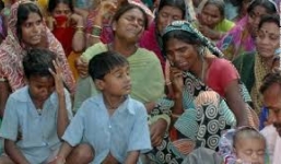 Ấn Độ: Hàng trăm phụ nữ chết vì phẫu thuật triệt sản