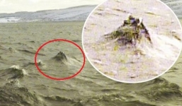 Phát hiện quái vật hồ Loch Ness nhô đầu lên mặt nước?