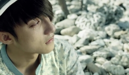 Sơn Tùng M-TP khóc liên tục 12 giờ trong “Chàng trai năm ấy”