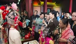 Đệ nhất phu nhân Trung Quốc “nghị sự” tại APEC như thế nào?