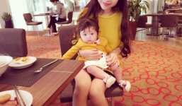 Hai mẹ con Elly Trần “ton sur ton” cực sành điệu