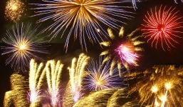 Đà Nẵng bắn 2000 quả pháo hoa đón giao thừa Tết Ất Mùi