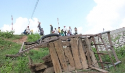 Bản tin 113 – sáng 18/11: Nam thanh niên bị đoàn tàu hỏa kéo lê 50 m…