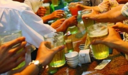 Kiểm điểm 20 công chức, viên chức uống rượu bia buổi trưa