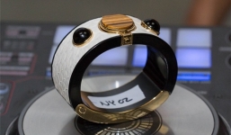 Intel giới thiệu dòng đồng hồ thông minh thời trang