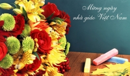 Nữ sinh oà khóc vì thầy giáo không nhận quà 20/11