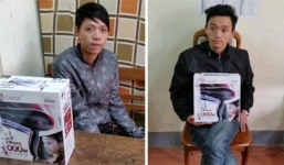 Chặn vụ vận chuyển 200.000 USD giả vào Việt Nam