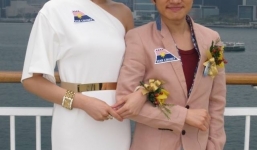 Chuyện tình hoa hậu và chàng 'nấm lùn' hot nhất Trung Quốc