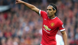 M.U 'ném qua cửa sổ' 26 tỷ đồng khi gặp Arsenal