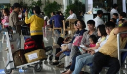 50 máy bay “lơ lửng” trên trời: Kíp trưởng sai thao tác kỹ thuật