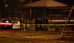 Cảnh sát Mỹ bắn chết cậu bé 12 tuổi chơi súng giả