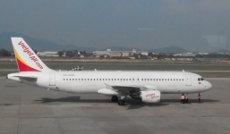 Máy bay Vietjet Air hạ cánh khẩn cấp sau 15 phút bay