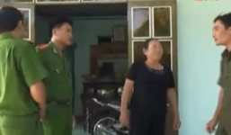 Vào tận giường phụ nữ giật dây chuyền