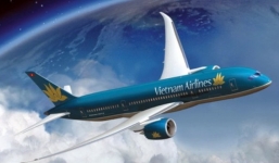 Sự cố 50 máy bay 'lơ lửng' trên trời: Đình chỉ công tác 3 cán bộ