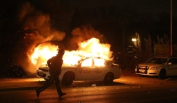 Mỹ: Bạo động bùng phát vì cảnh sát bắn chết người được miễn truy tố