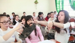 Học sinh Thái Phiên “nổi loạn” trong video Thời học sinh
