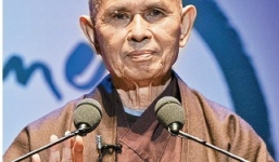 Sức khỏe Thiền sư Thích Nhất Hạnh: Ngủ sâu hơn và ít trao đổi 