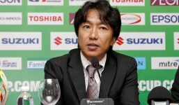 Thắng Lào, HLV Miura đưa Công Vinh lên mây xanh